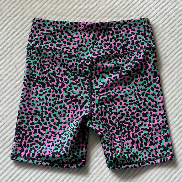 Fabletics — Matching athletic set bundle - Picture 13 of 13